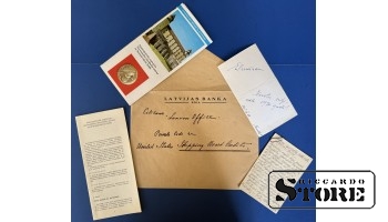 An envelope with newspaper clippings 1970